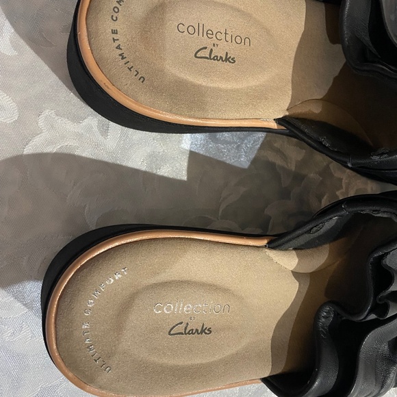 Clarks Black Leather Women's Sandals Size 9M - Picture 4 of 8